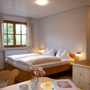 Guest house Mio - Am - Bei Uns Verbringt Ihr Eine Wundervolle Zeit Direkt Am Wasser, Worthsee
